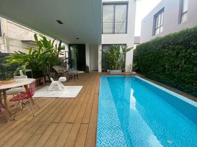 ��ҹ������ �Ѳ�ҡ�ا෾