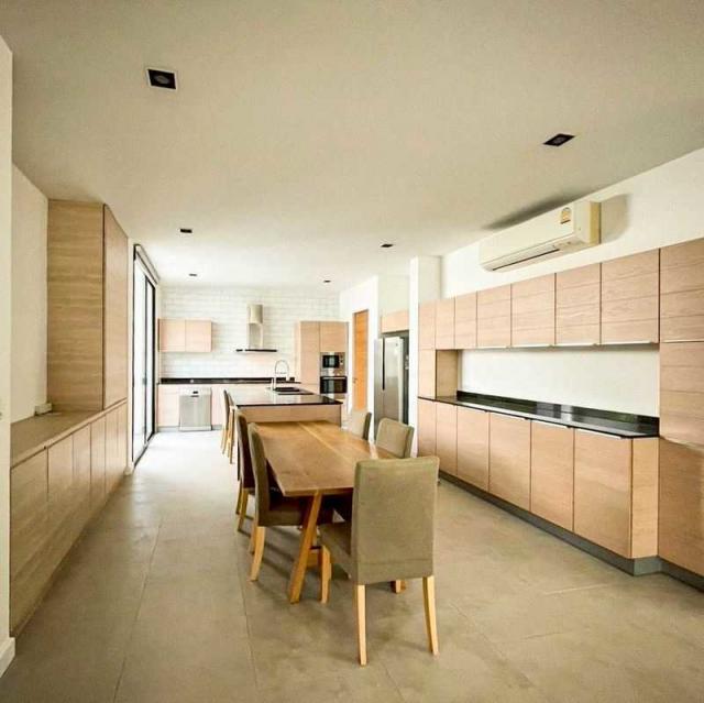 ��ҹ������ �Ѳ�ҡ�ا෾