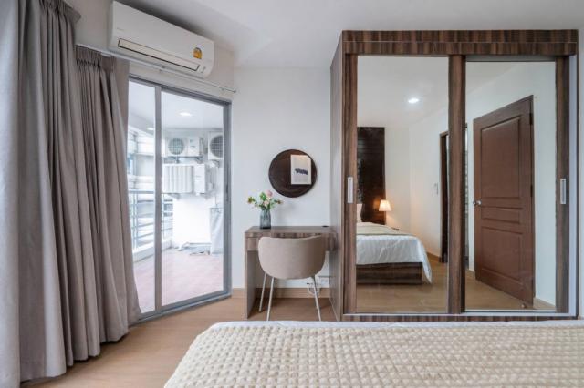 �͹������� ��ͧ�¡�ا෾