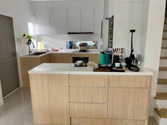 ��ҹ������ �ҧ�����طû�ҡ��