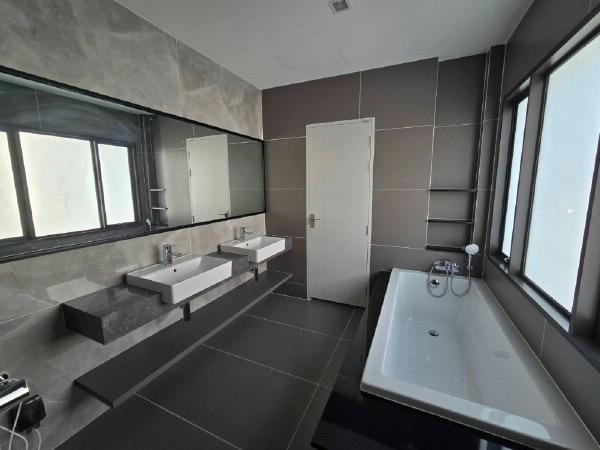 ��ҹ������ �ҧ�����طû�ҡ��