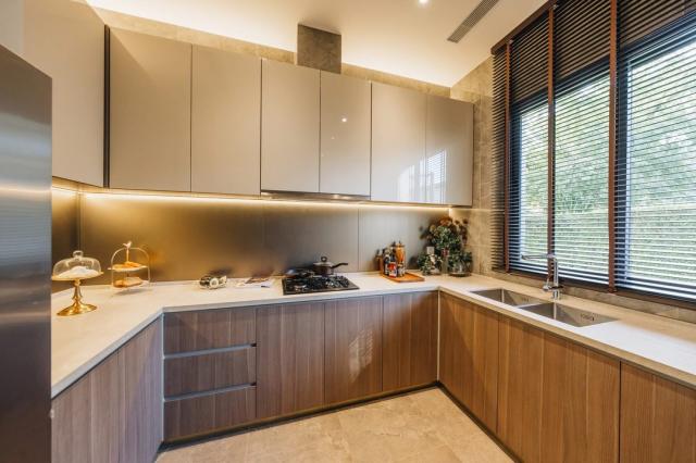 ��º�ҹ �ҧ�����طû�ҡ��