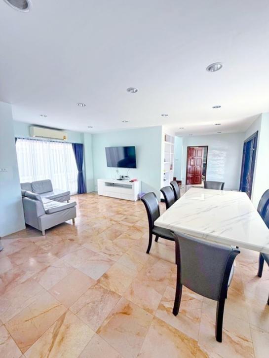 ��ҹ������ �չ����