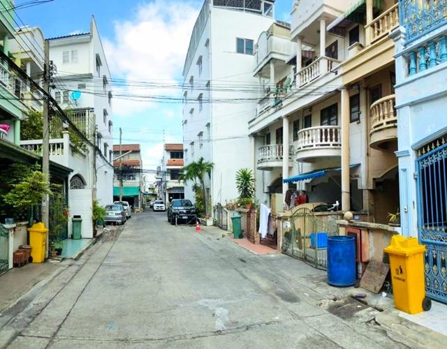 �Ҥ�þҳԪ�������� �ҹ���ҡ�ا෾