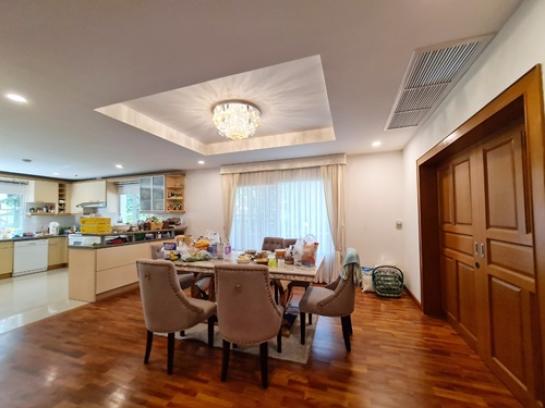 ��º�ҹ �ҡ��� �������