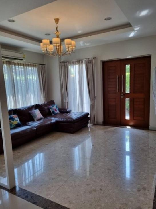 ��ҹ������ ���ͧ��طû�ҡ����طû�ҡ��