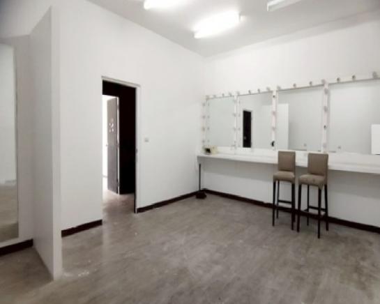 ��áԨ������ �ѹ����ǡ�ا෾