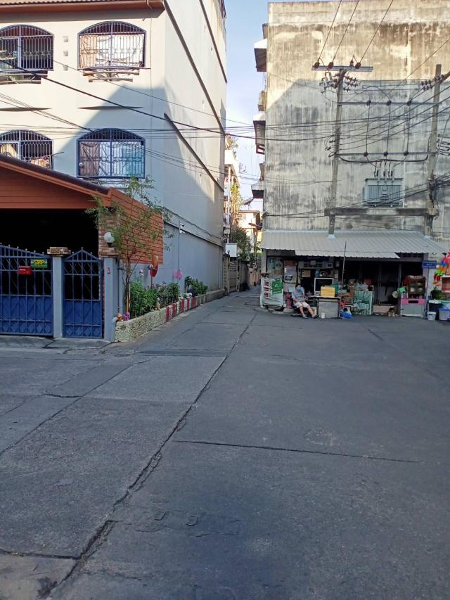 �Ҥ�þҳԪ�������� �ҷá�ا෾