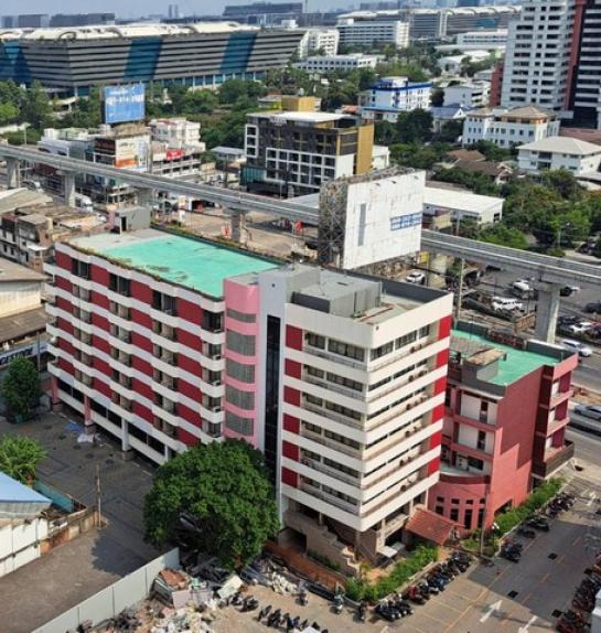 ��áԨ������ ��ѡ����ا෾