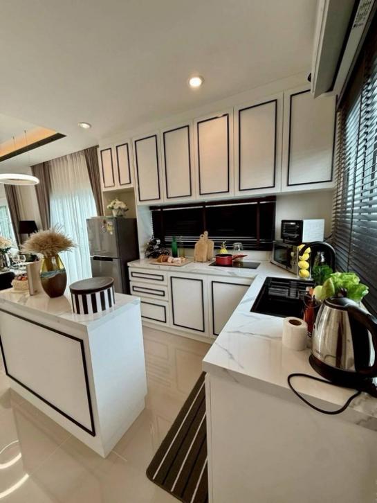 ��ҹ������ ���ͧ��طû�ҡ����طû�ҡ��