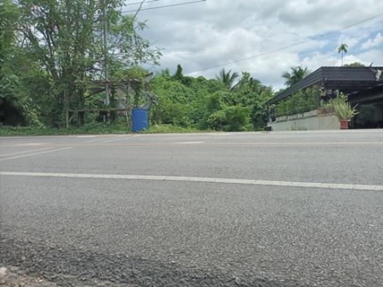 ที่ดิน ที่ดิน