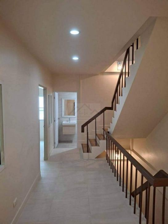 �Ҥ�þҳԪ�������� ���¢�ҧ��ا෾