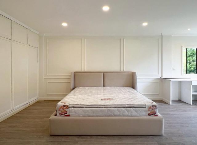 ��ҹ������ �Ѳ�ҡ�ا෾