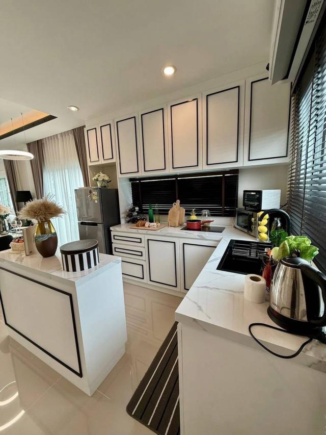 ��ҹ������ ���ͧ��طû�ҡ����طû�ҡ��