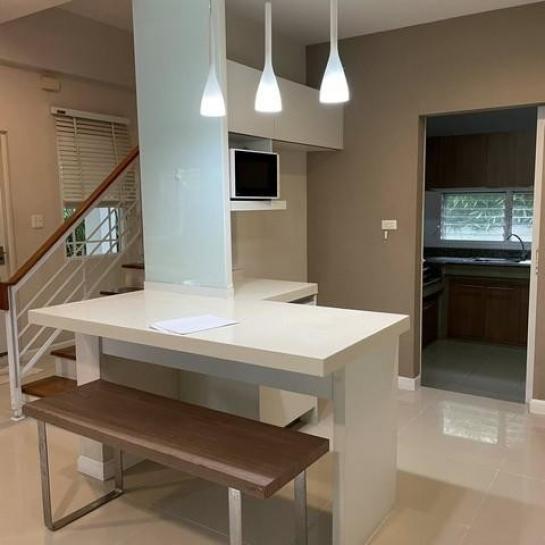 ��ҹ������ �ҧ�лԡ�ا෾