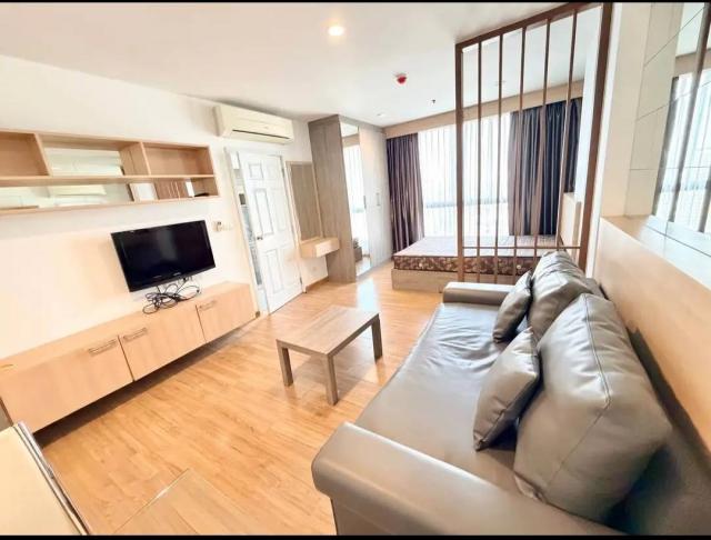 �͹������� �ҧ���͡�ا෾