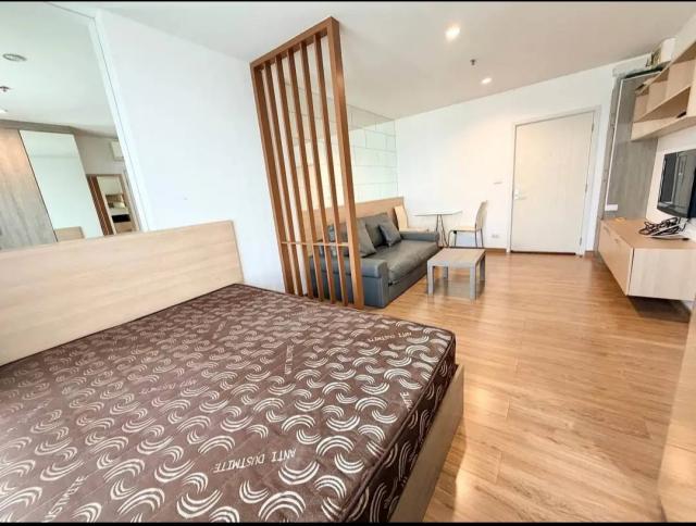 �͹������� �ҧ���͡�ا෾