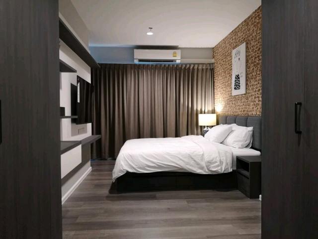 �͹������� �ҧ���͡�ا෾