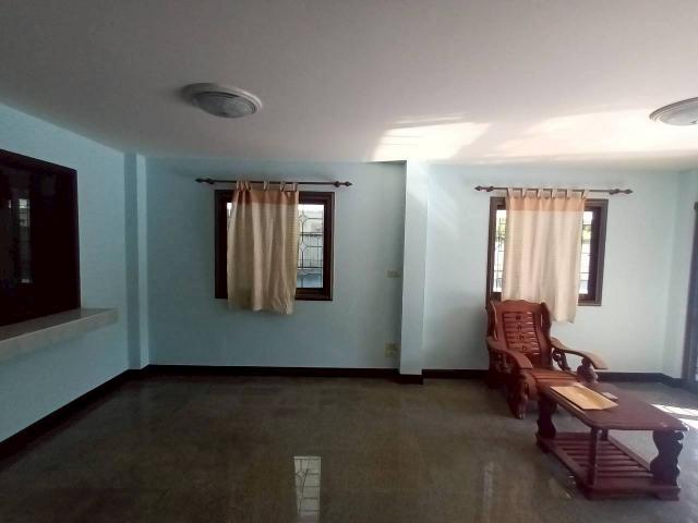 ��ҹ������ �չ���ա�ا෾