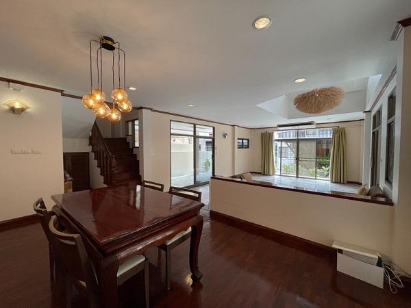 ��ҹ������ �Ѳ�ҡ�ا෾