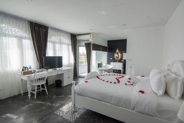 ��áԨ���ʶҹ�ö俿�� ��§����