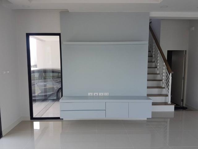 ��º�ҹ �ҧ�����طû�ҡ��