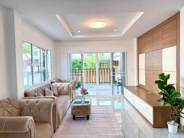 ��º�ҹ ˹ͧ�͡