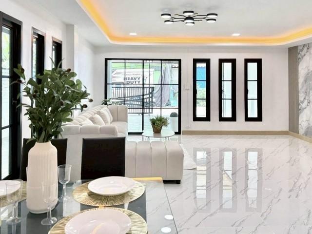 ��ǹ������ͺ�����˭� ��ͧ�����