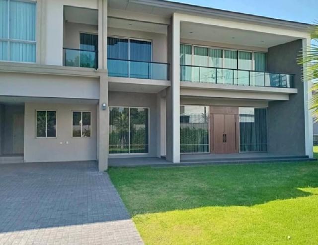 ��ҹ ����Built Jacuzzi/8/4/3/9