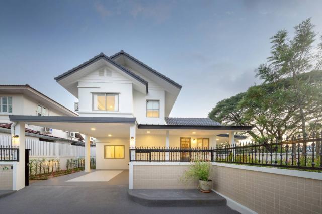 ��ҹ Built in/6/2/9/3/5