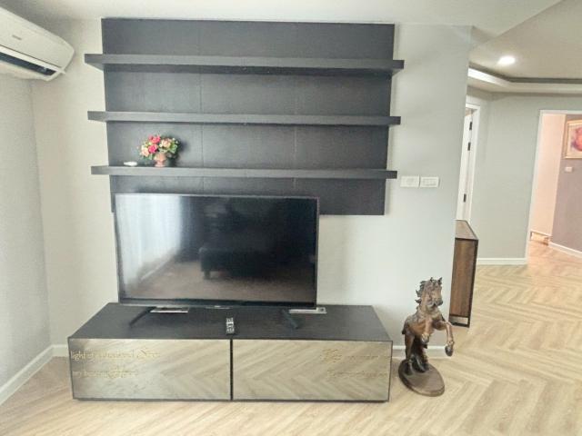 �͹������� �ҧ�лԡ�ا෾