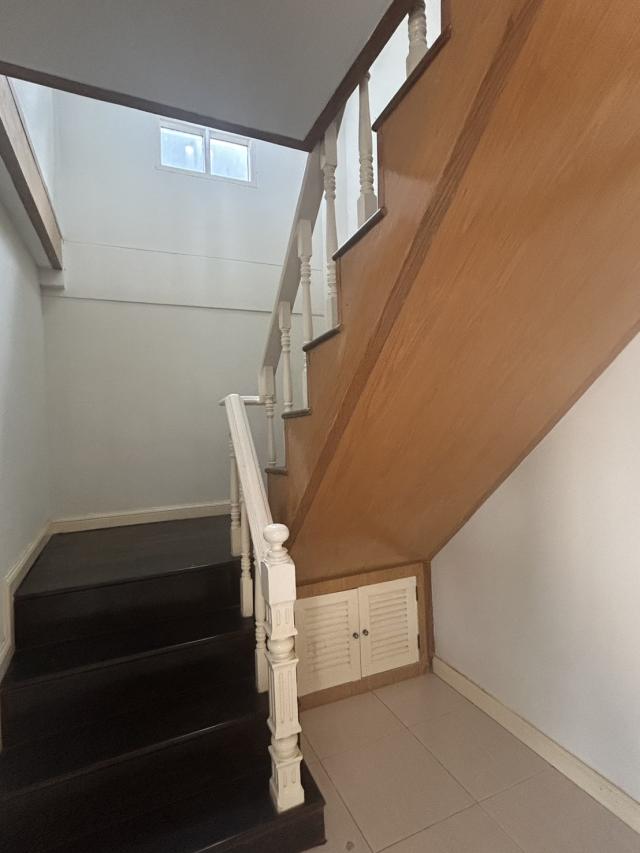 ��ҹ������ ���¢�ҧ