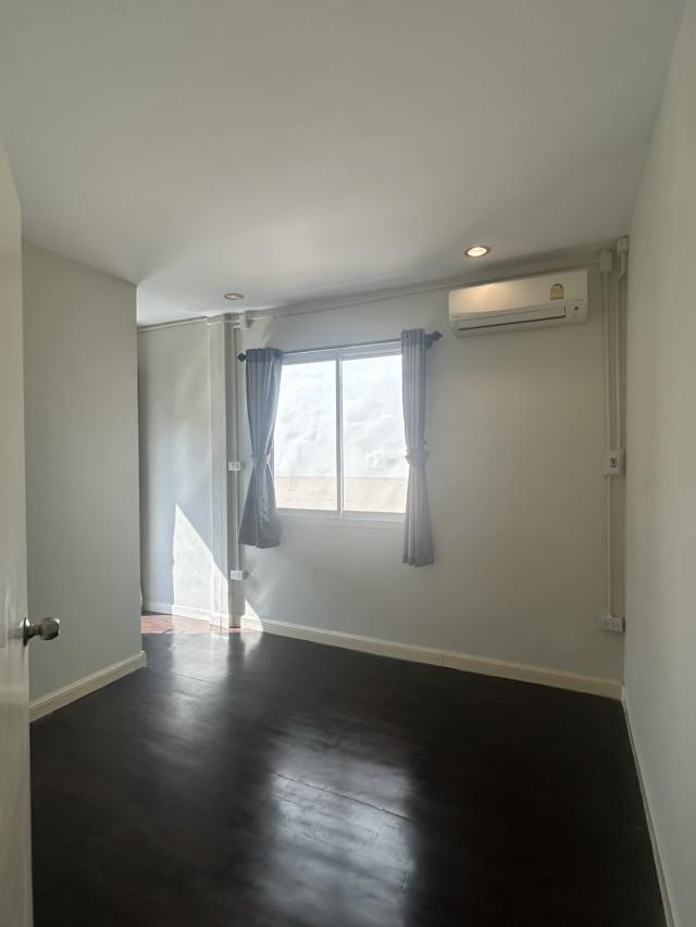 ��ҹ������ ���¢�ҧ