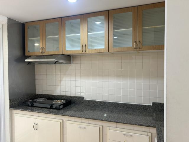 ��ҹ������ ���¢�ҧ