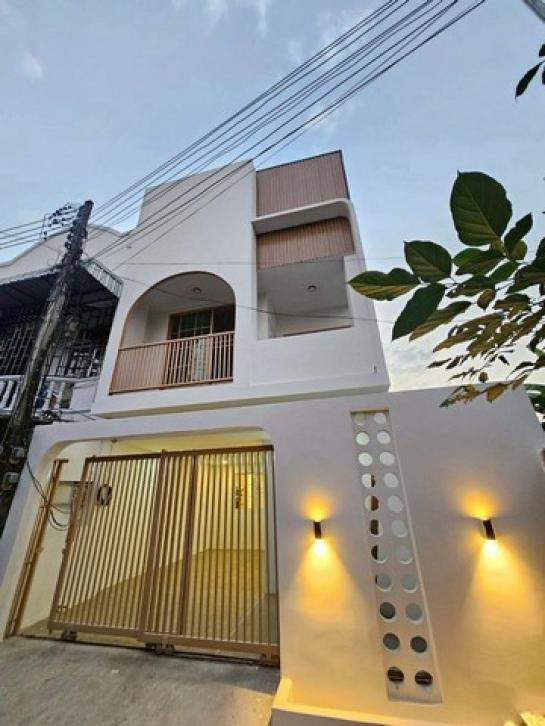 ��ҹ ����Built Double/7/10/2