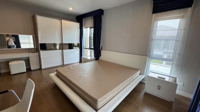 ��ҹ��ͺ�����˭� ������