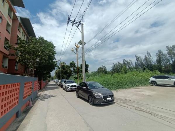 ที่ดิน ที่ดิน