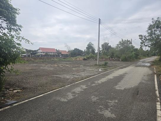 ที่ดิน ที่ดิน