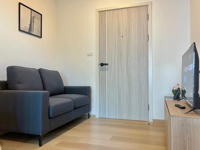 �͹������� �ѧ�ͧ��ҧ��ا෾