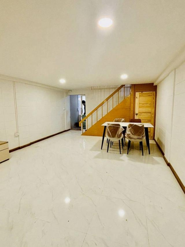 ��ǹ������������ҧ��þ�Թ��� ���ͧ�������