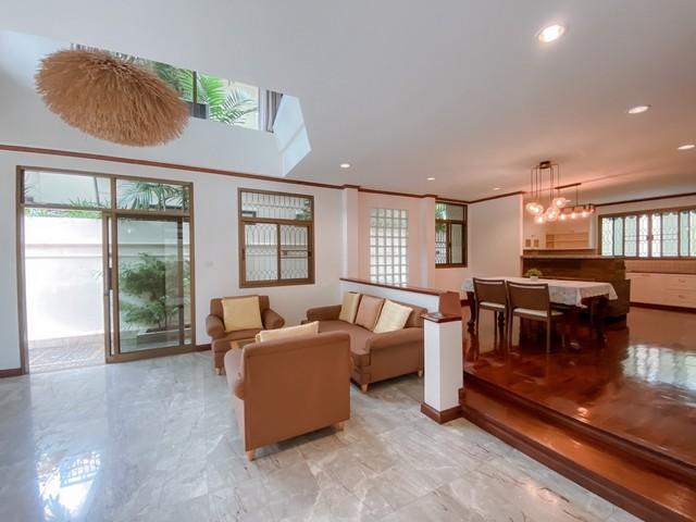 ��ҹ������ ��ͧ�¡�ا෾