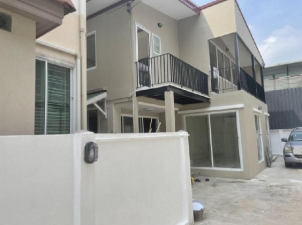 ��ҹ ����Built Jacuzzi/7/4/9/4