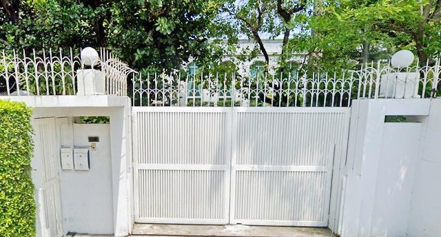 บ้าน 5 ห้องนอน บ้าน 5 ห้องนอน