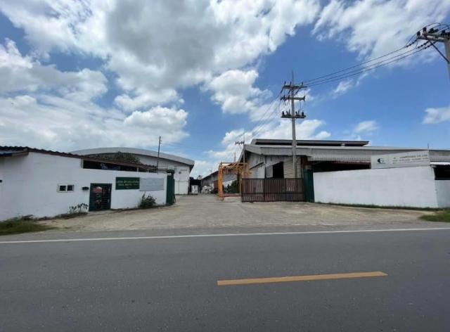 โรงงาน แฝด โรงงาน แฝด