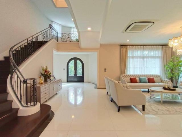 ��ҹ ����Built Jacuzzi/8/3/7/6/2/4