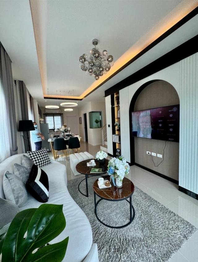 ��ҹ������ ���ͧ��طû�ҡ����طû�ҡ��