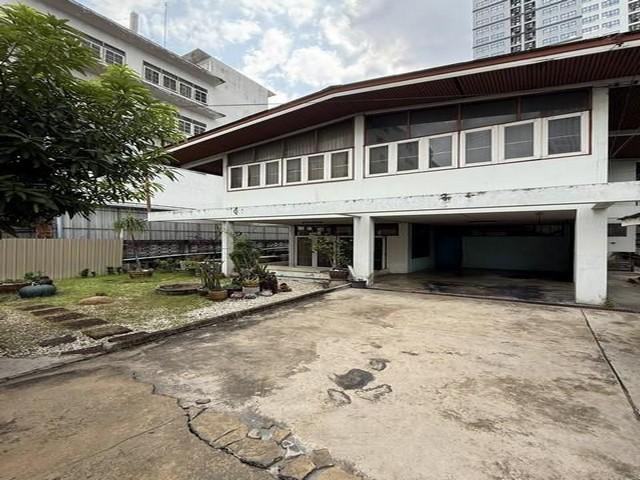 ��ҹ������ �ҧ�лԡ�ا෾