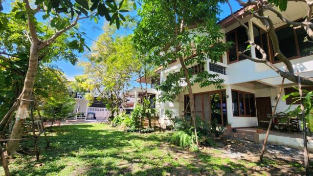 ��ҹ����� buildin