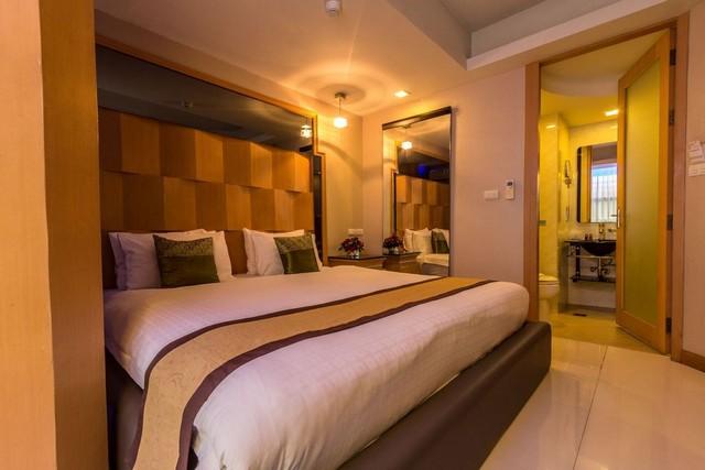 ��áԨ ��ҹ�����