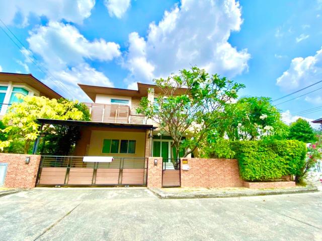 ��ҹ����� 4 ��ͧ�͹